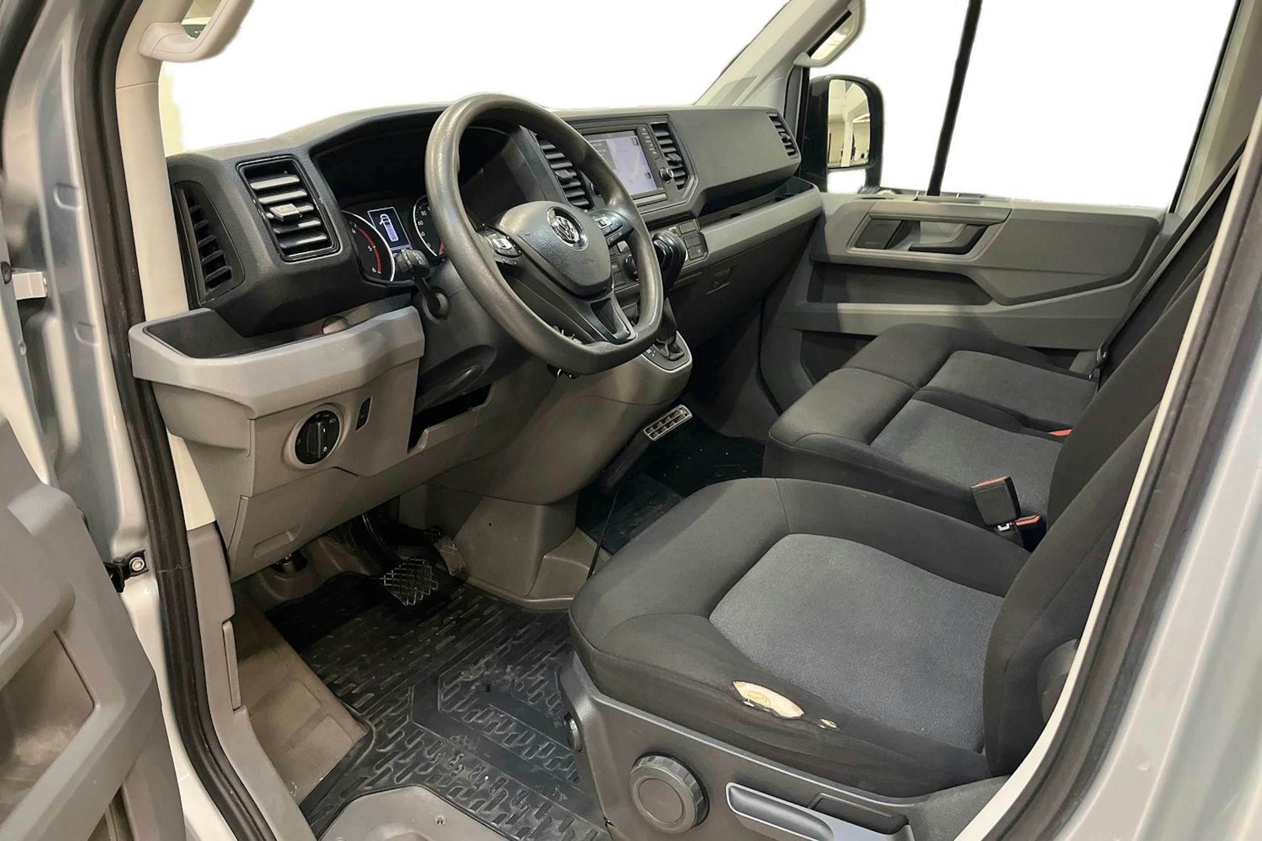 hopea Volkswagen Crafter 2019 kuva 8.