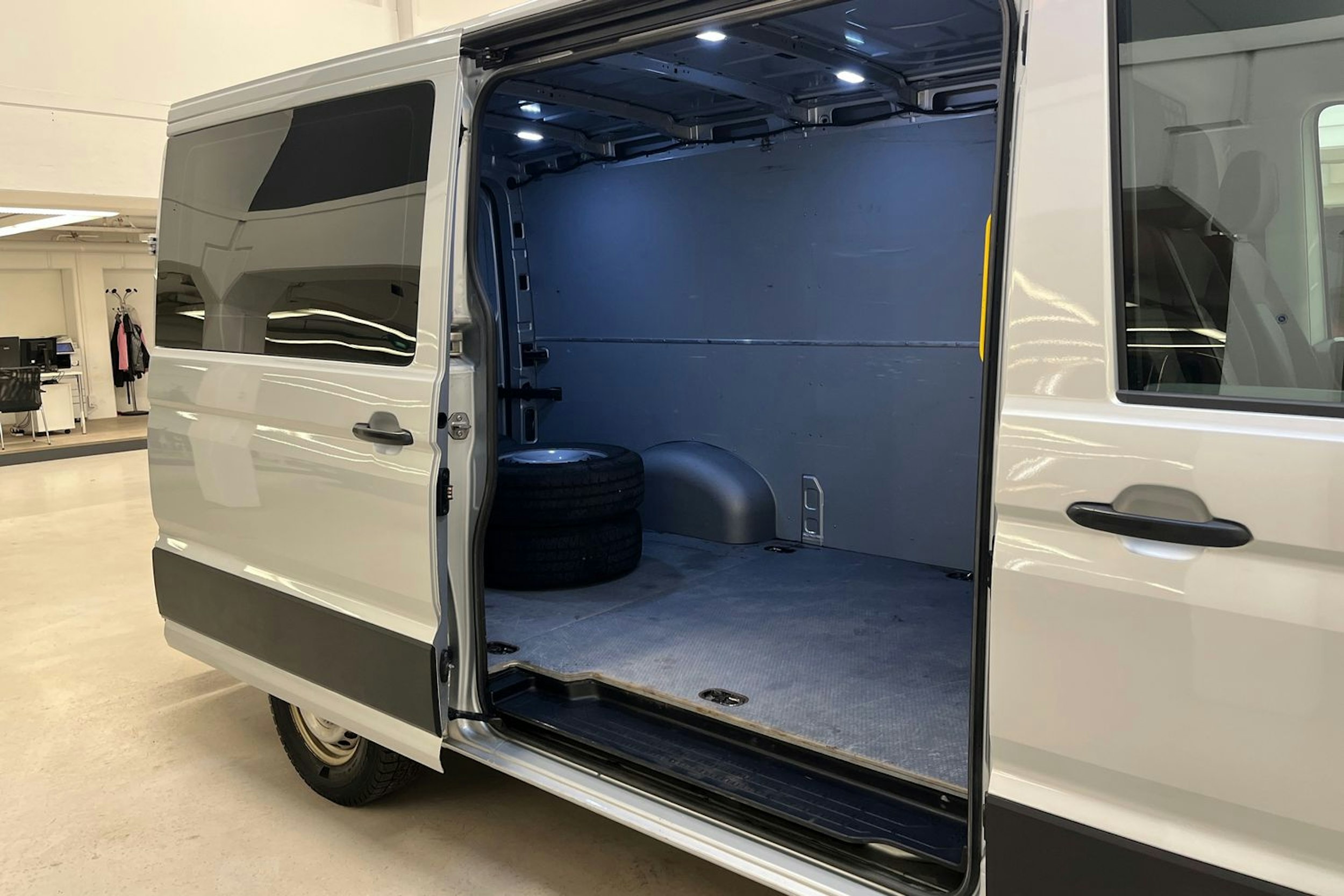 hopea Volkswagen Crafter 2019 kuva 13.