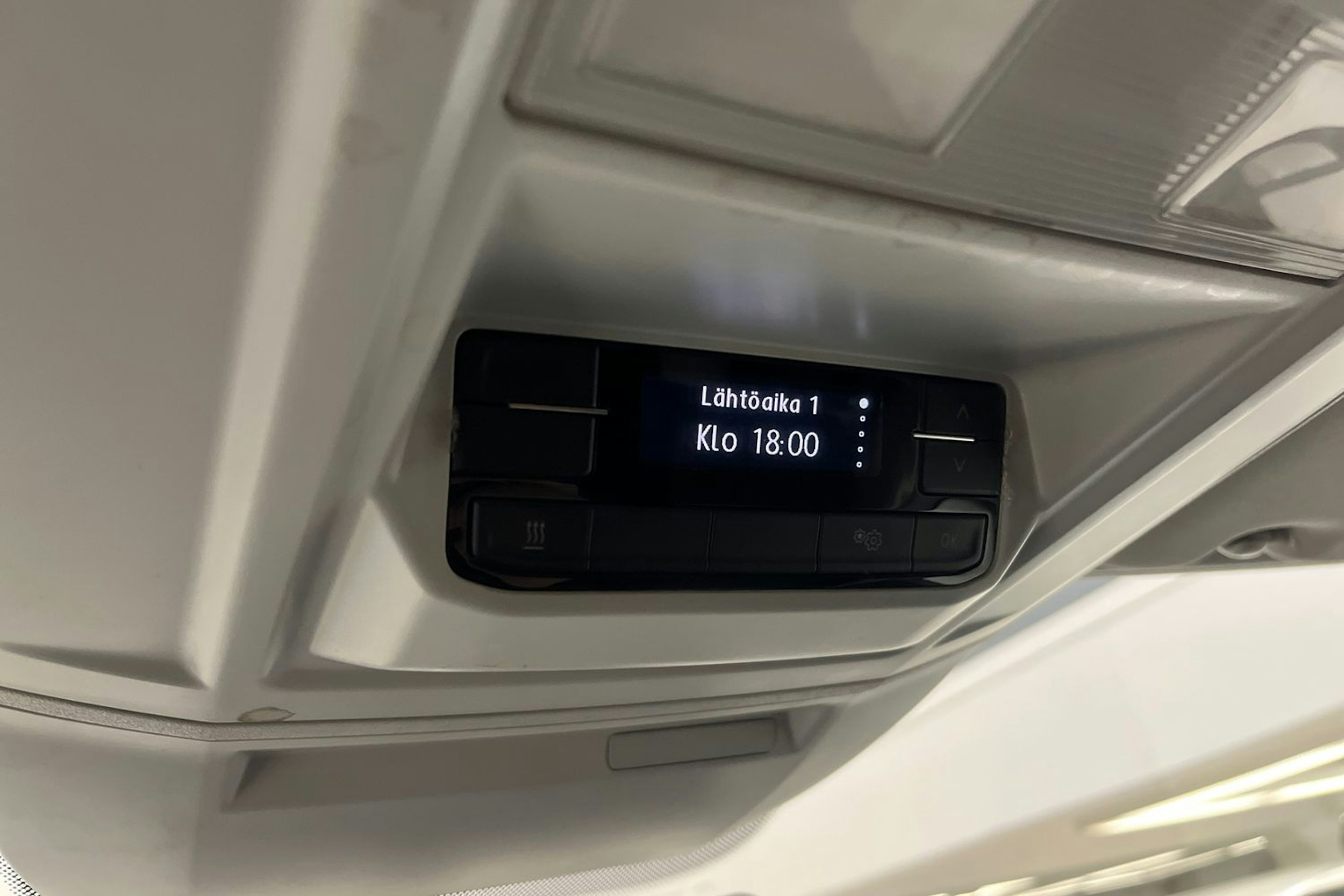 hopea Volkswagen Crafter 2019 kuva 23.