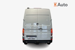 valkoinen Volkswagen Crafter 2020 kuva 3.