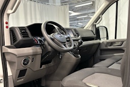 valkoinen Volkswagen Crafter 2020 kuva 9.