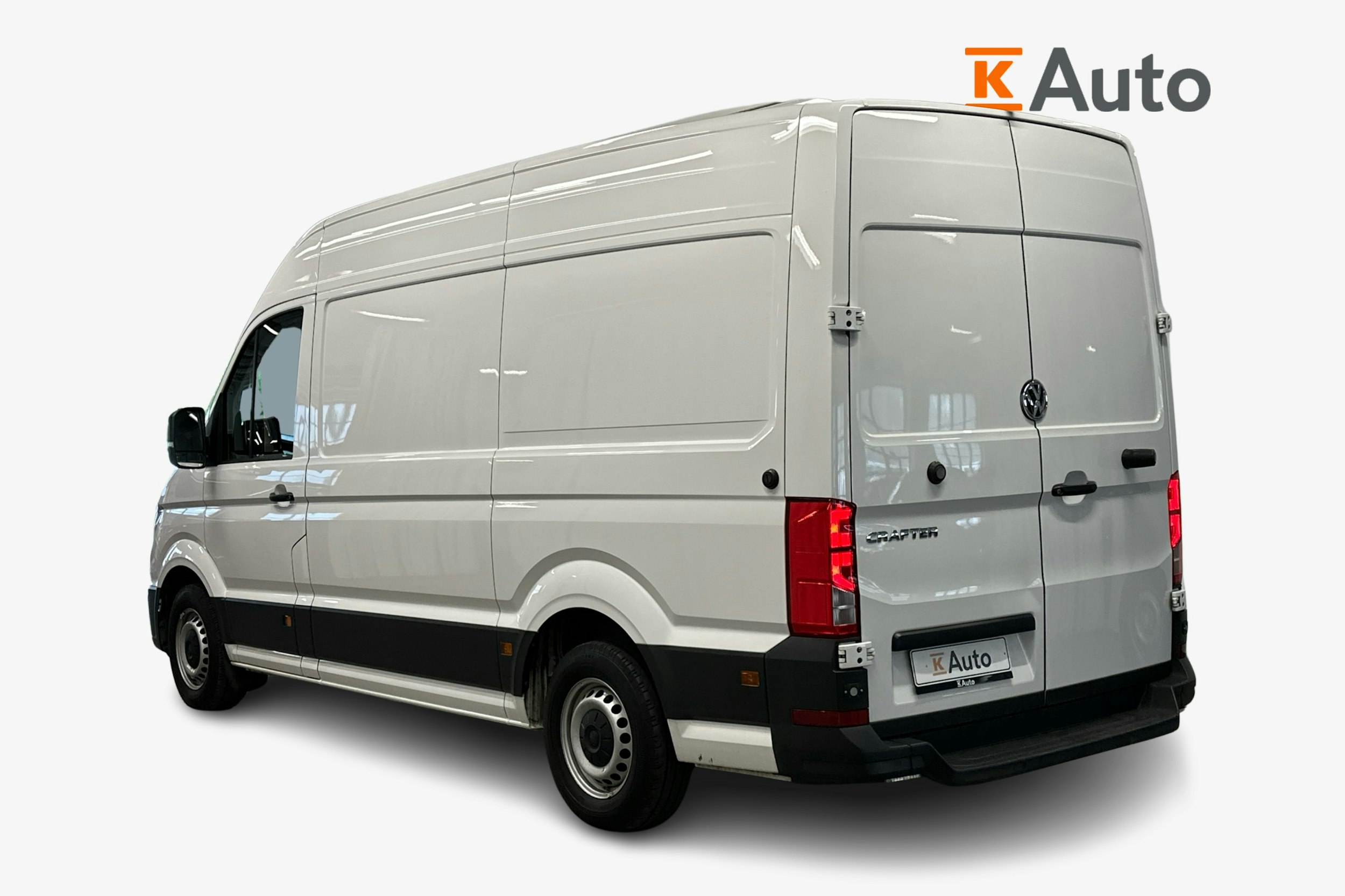 valkoinen Volkswagen Crafter 2020 kuva 2.
