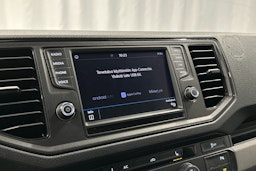 valkoinen Volkswagen Crafter 2020 kuva 8.