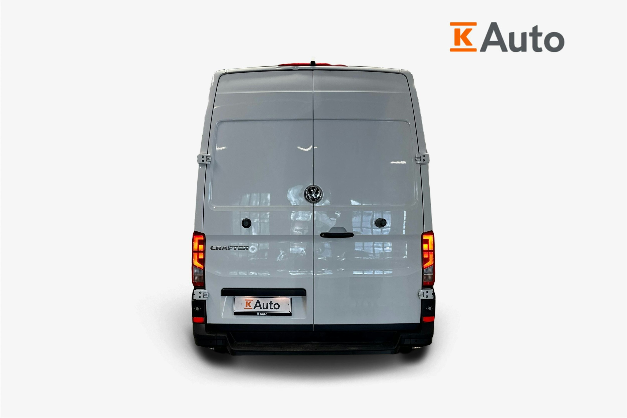 valkoinen Volkswagen Crafter 2020 kuva 3.