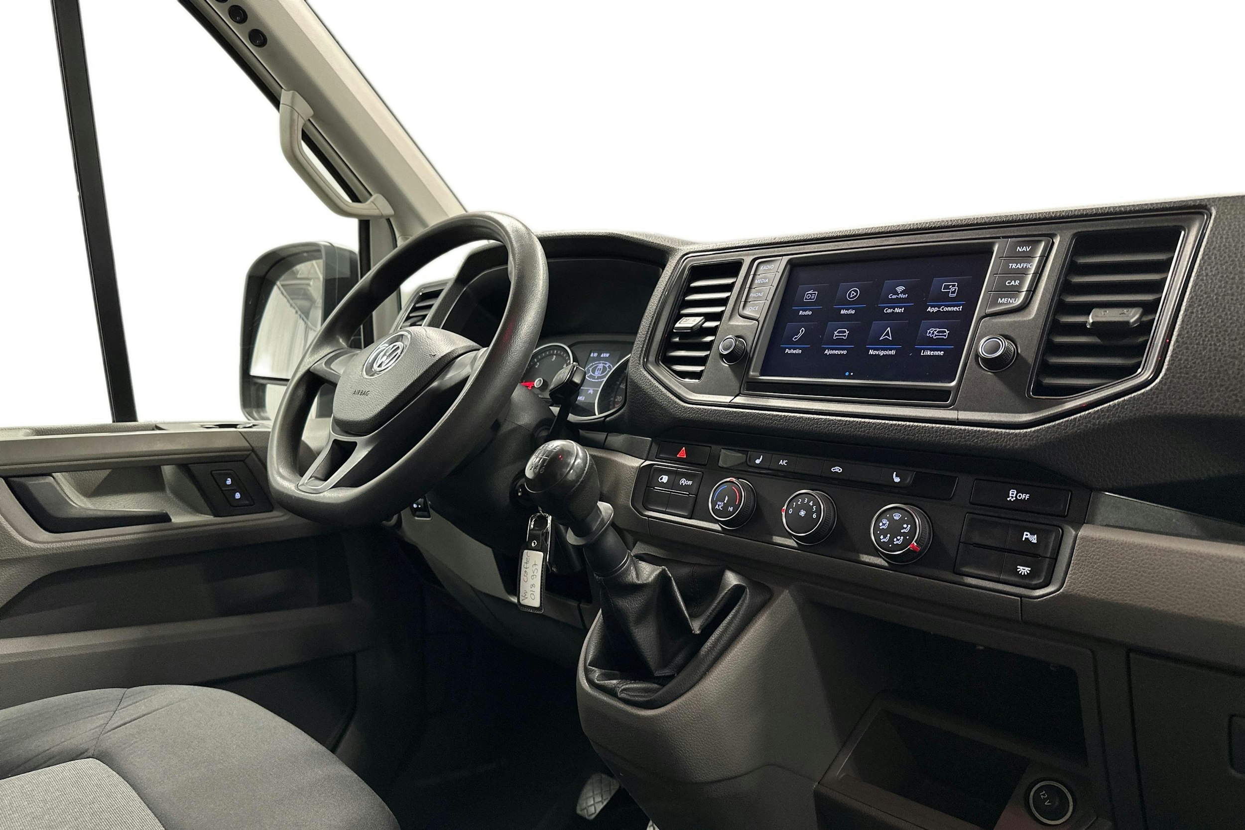 valkoinen Volkswagen Crafter 2020 kuva 7.