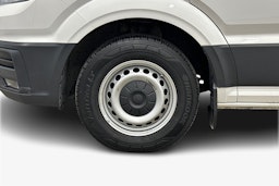 valkoinen Volkswagen Crafter 2020 kuva 9.