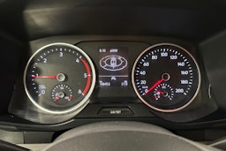valkoinen Volkswagen Crafter 2020 kuva 11.