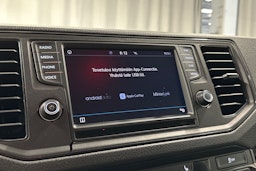 valkoinen Volkswagen Crafter 2020 kuva 16.