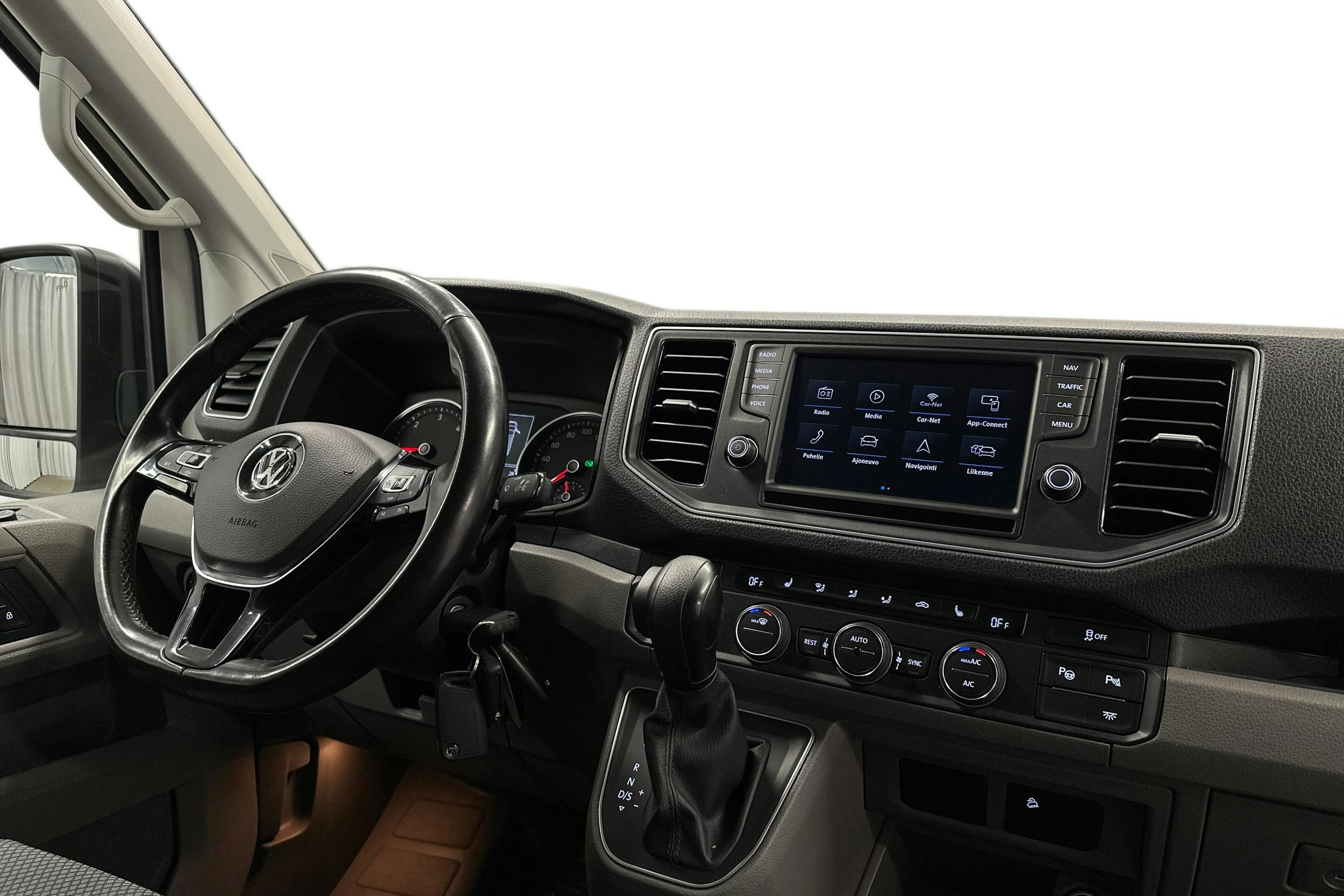 valkoinen Volkswagen Crafter 2020 kuva 7.
