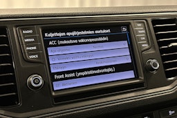 valkoinen Volkswagen Crafter 2020 kuva 19.