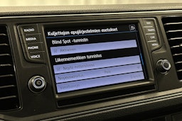 valkoinen Volkswagen Crafter 2020 kuva 21.
