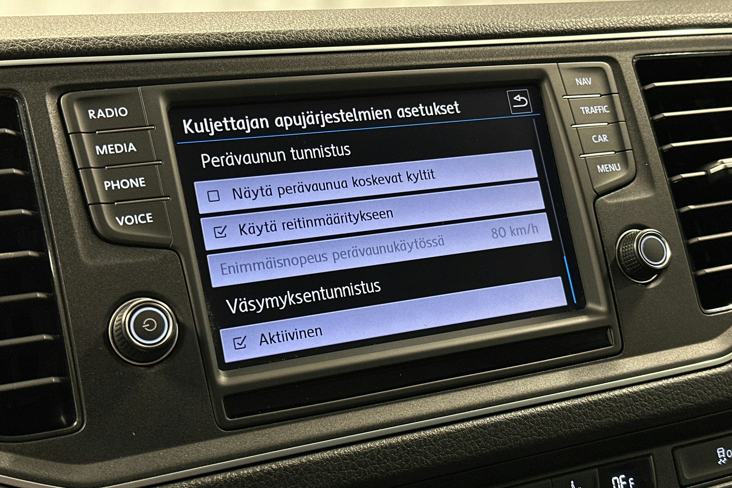 valkoinen Volkswagen Crafter 2020 kuva 22.