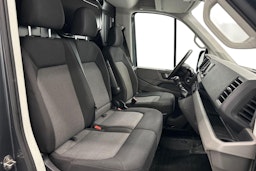 harmaa Volkswagen Crafter 2020 kuva 11.