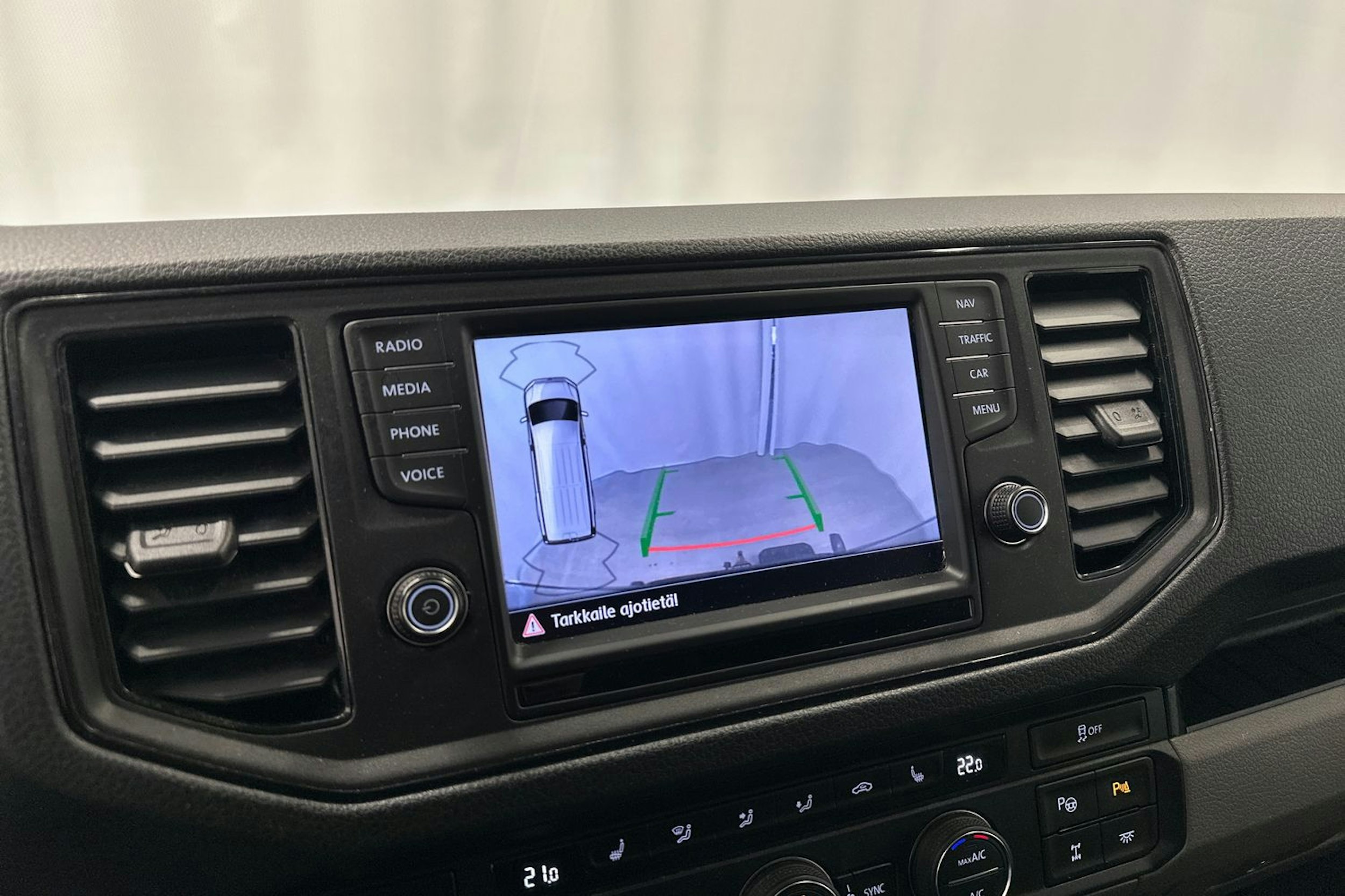 harmaa Volkswagen Crafter 2020 kuva 18.