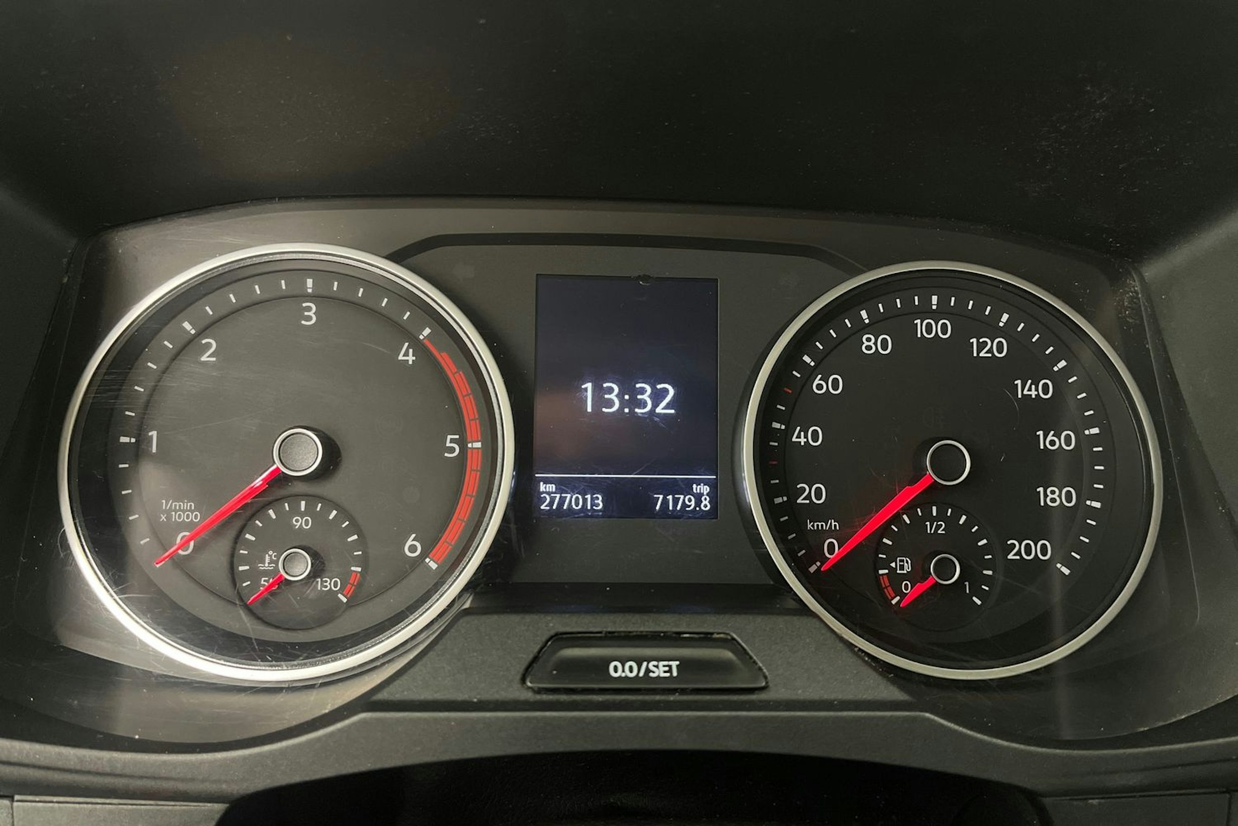 valkoinen Volkswagen Crafter 2020 kuva 22.