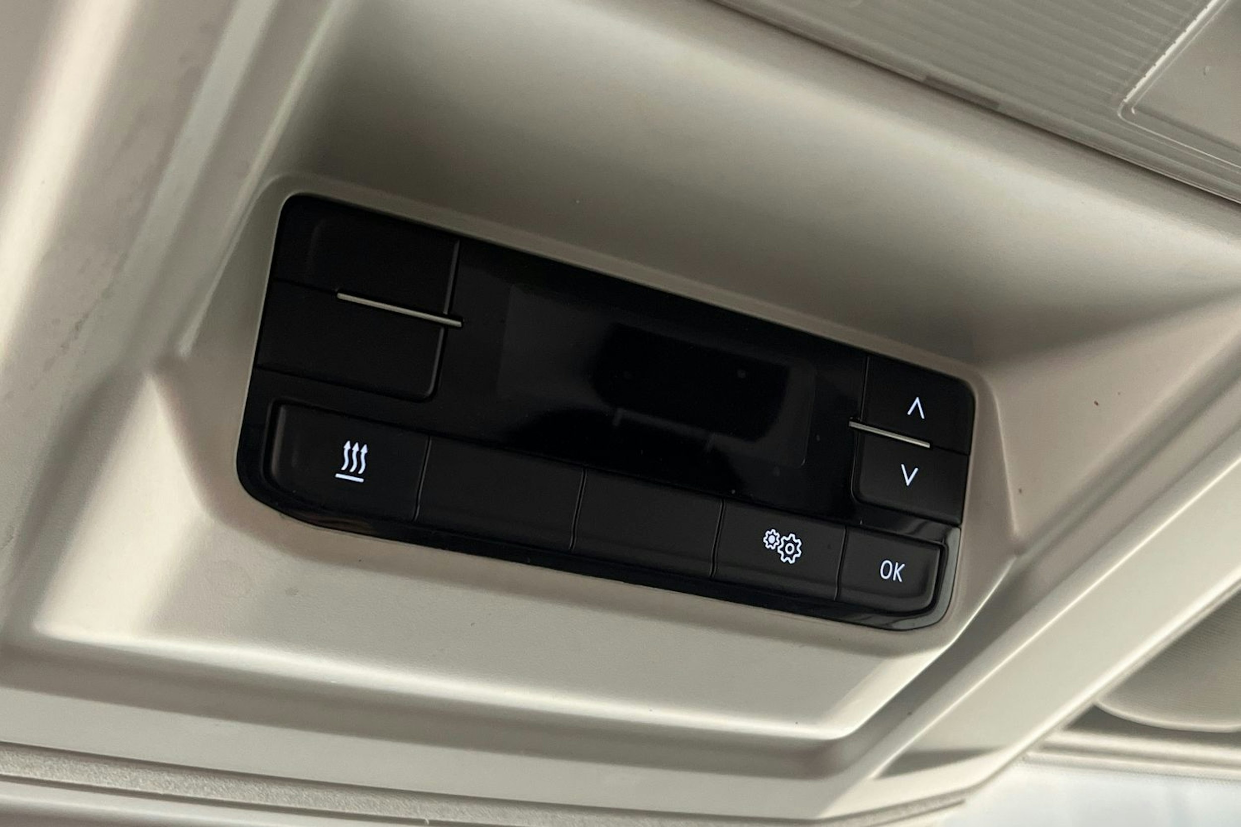 valkoinen Volkswagen Crafter 2020 kuva 27.