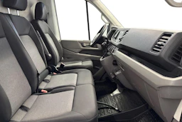 valkoinen Volkswagen Crafter 2020 kuva 9.
