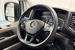 valkoinen Volkswagen Crafter 2020 kuva 13.