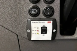 valkoinen Volkswagen Crafter 2020 kuva 20.
