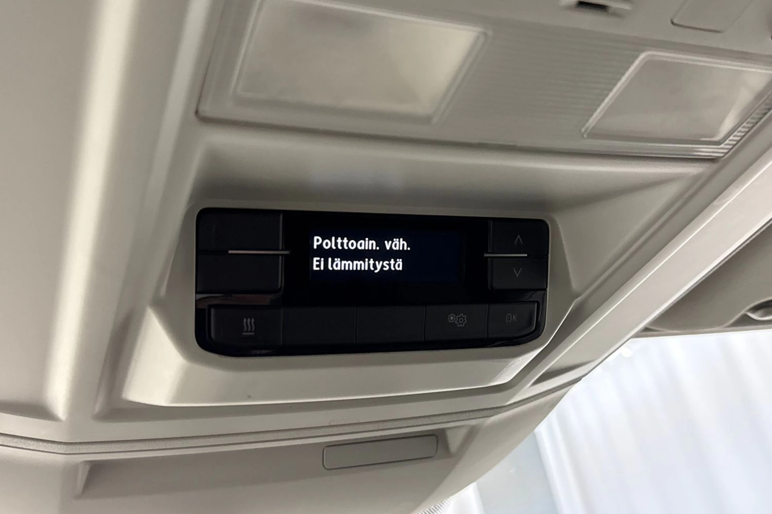 valkoinen Volkswagen Crafter 2020 kuva 24.