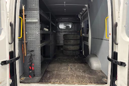 valkoinen Volkswagen Crafter 2020 kuva 26.