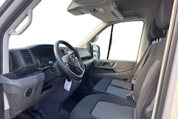 valkoinen Volkswagen Crafter 2020 kuva 3.