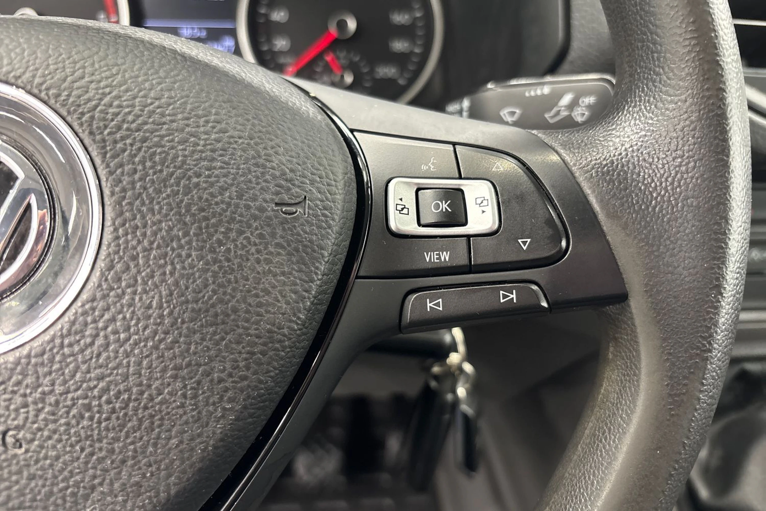 valkoinen Volkswagen Crafter 2020 kuva 12.