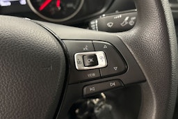 Valkoinen Volkswagen CRAFTER 2020 kuva 17.