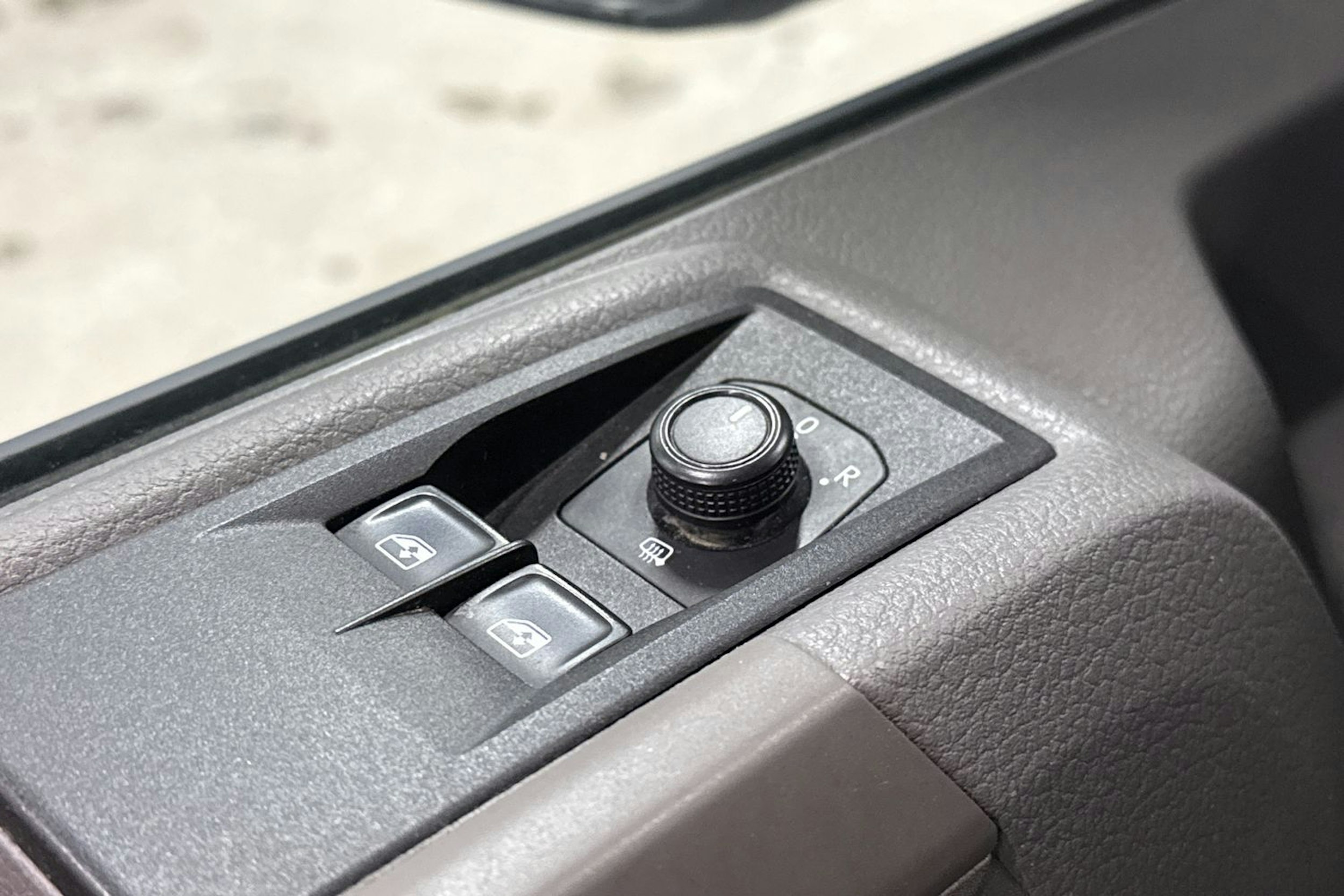 Valkoinen Volkswagen CRAFTER 2020 kuva 22.