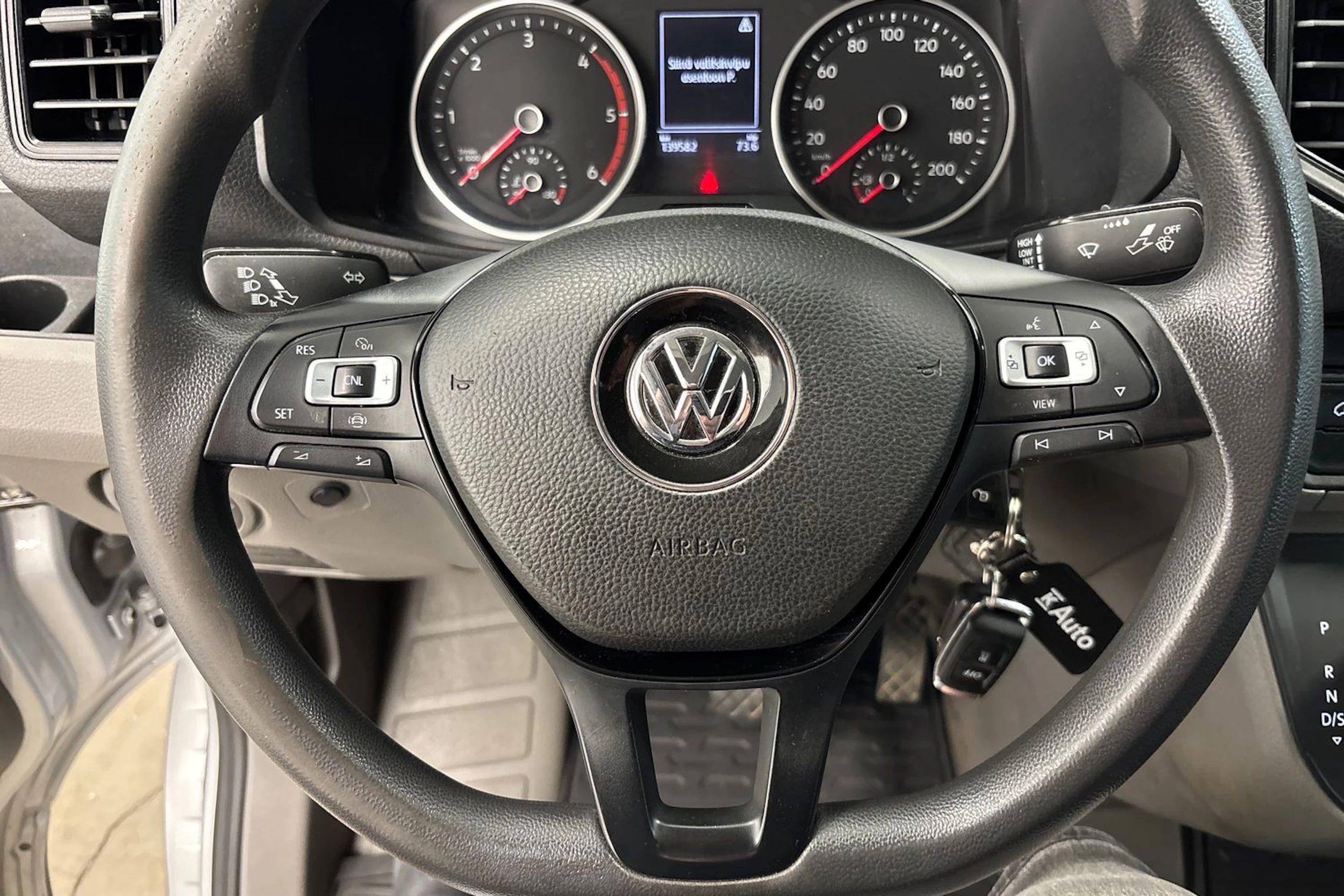 hopea Volkswagen Crafter 2020 kuva 23.