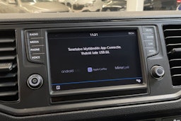 vihreä Volkswagen Crafter 2020 kuva 18.