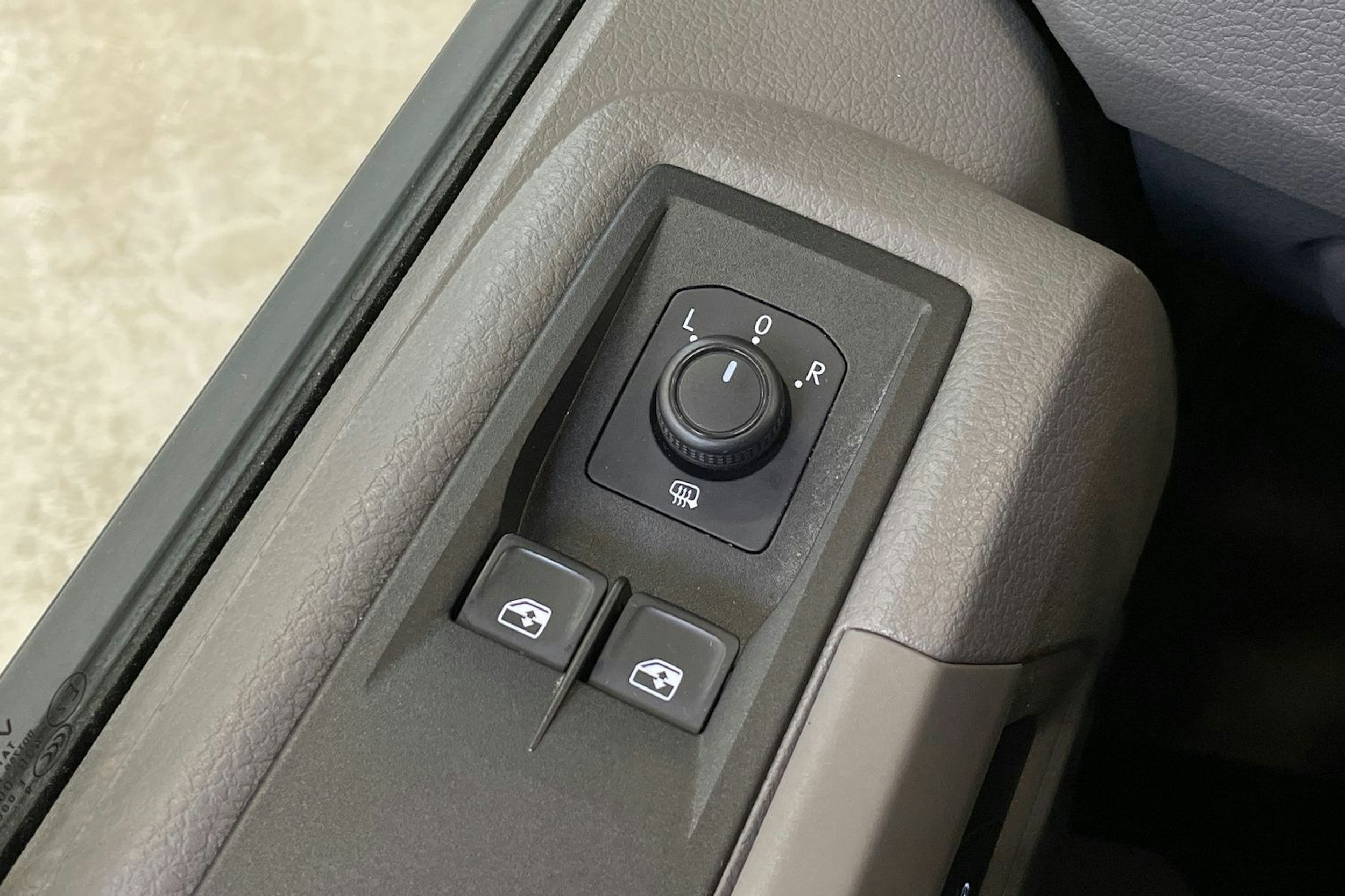 vihreä Volkswagen Crafter 2020 kuva 19.