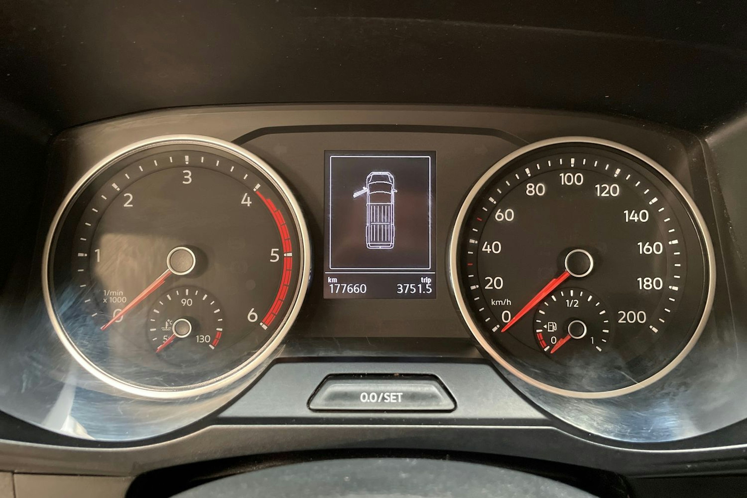 valkoinen Volkswagen Crafter 2020 kuva 15.