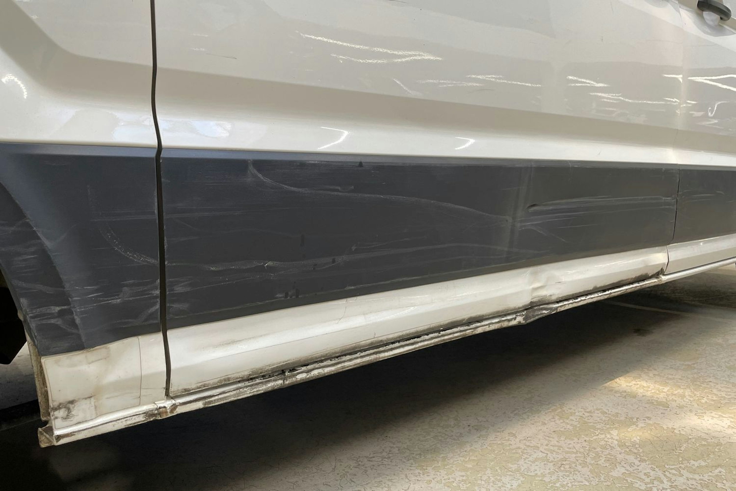 valkoinen Volkswagen Crafter 2020 kuva 35.