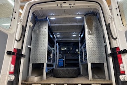 valkoinen Volkswagen Crafter 2020 kuva 3.