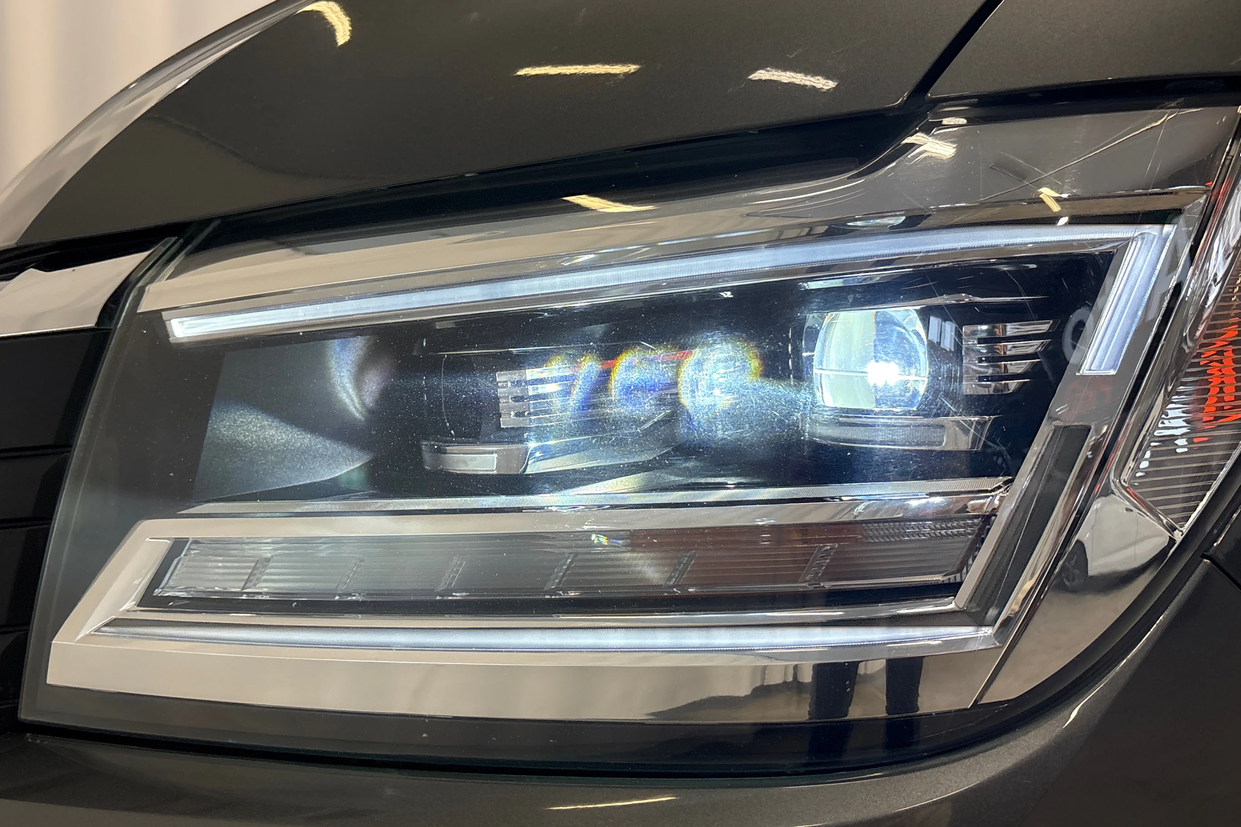 Harmaa Volkswagen CRAFTER 2020 kuva 25.