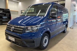 sininen Volkswagen Crafter 2020 kuva 13.