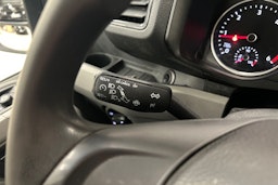 valkoinen Volkswagen Crafter 2020 kuva 11.