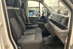 valkoinen Volkswagen Crafter 2020 kuva 17.