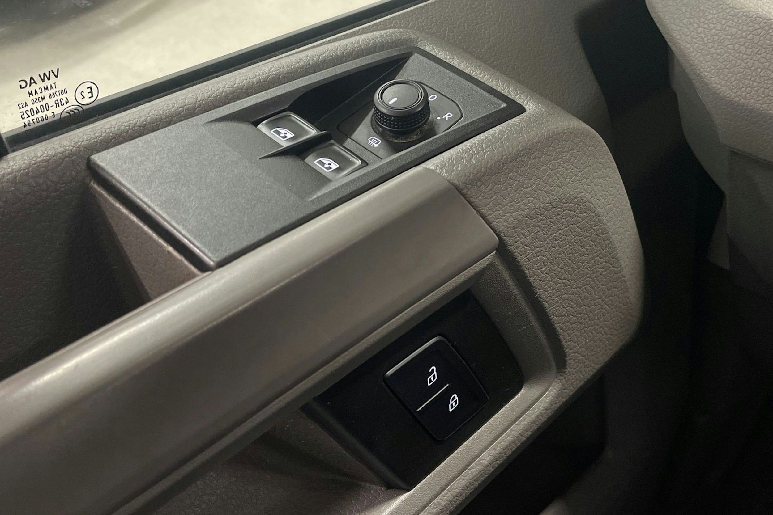 valkoinen Volkswagen Crafter 2020 kuva 19.