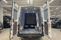 valkoinen Volkswagen Crafter 2020 kuva 23.