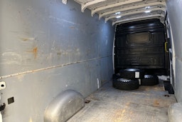 Valkoinen Volkswagen CRAFTER 2020 kuva 21.