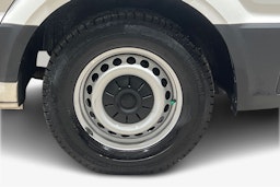 valkoinen Volkswagen Crafter 2020 kuva 11.