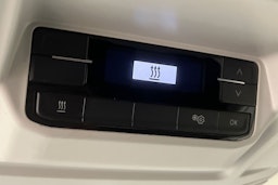 valkoinen Volkswagen Crafter 2020 kuva 14.