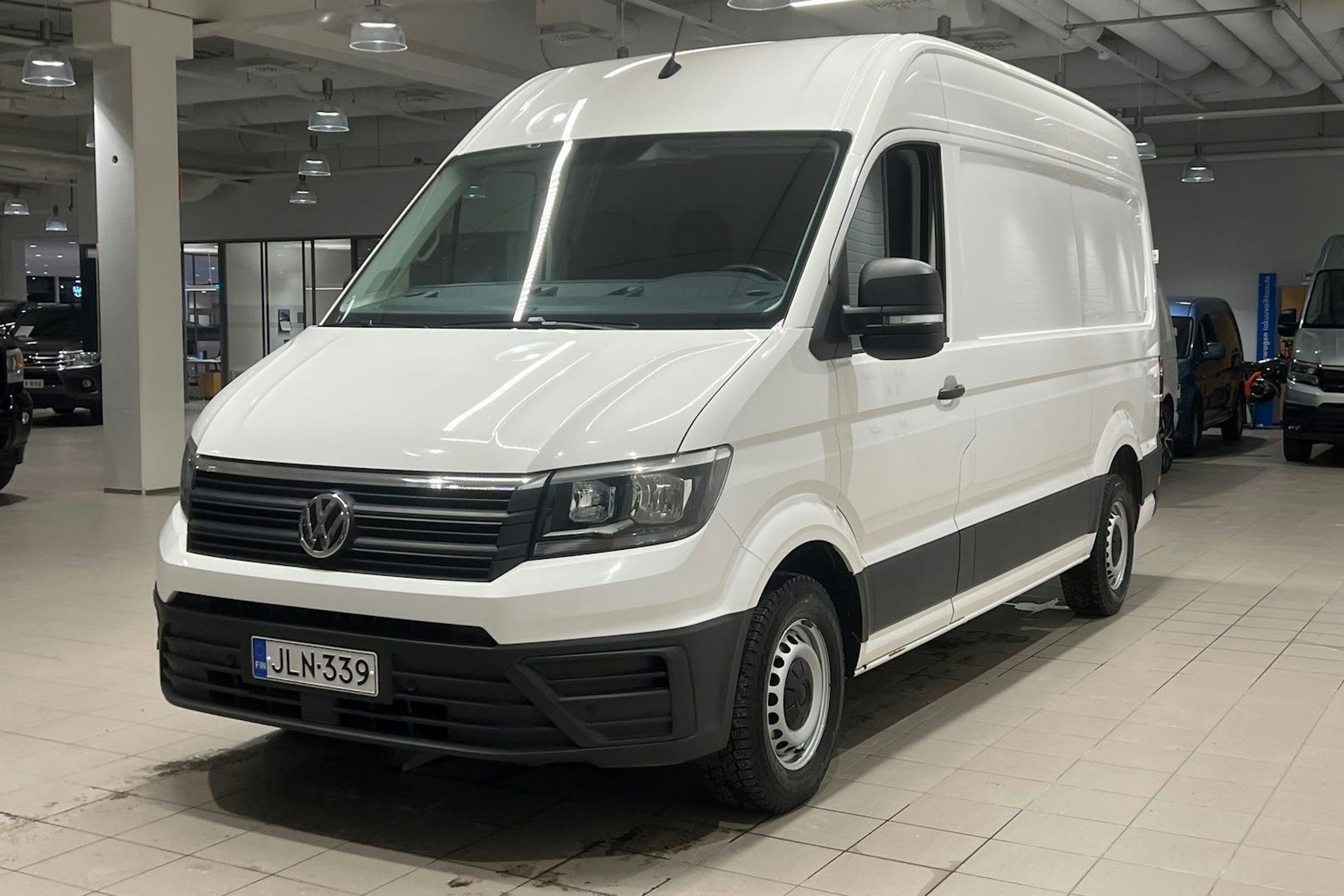 valkoinen Volkswagen Crafter 2020 kuva 19.
