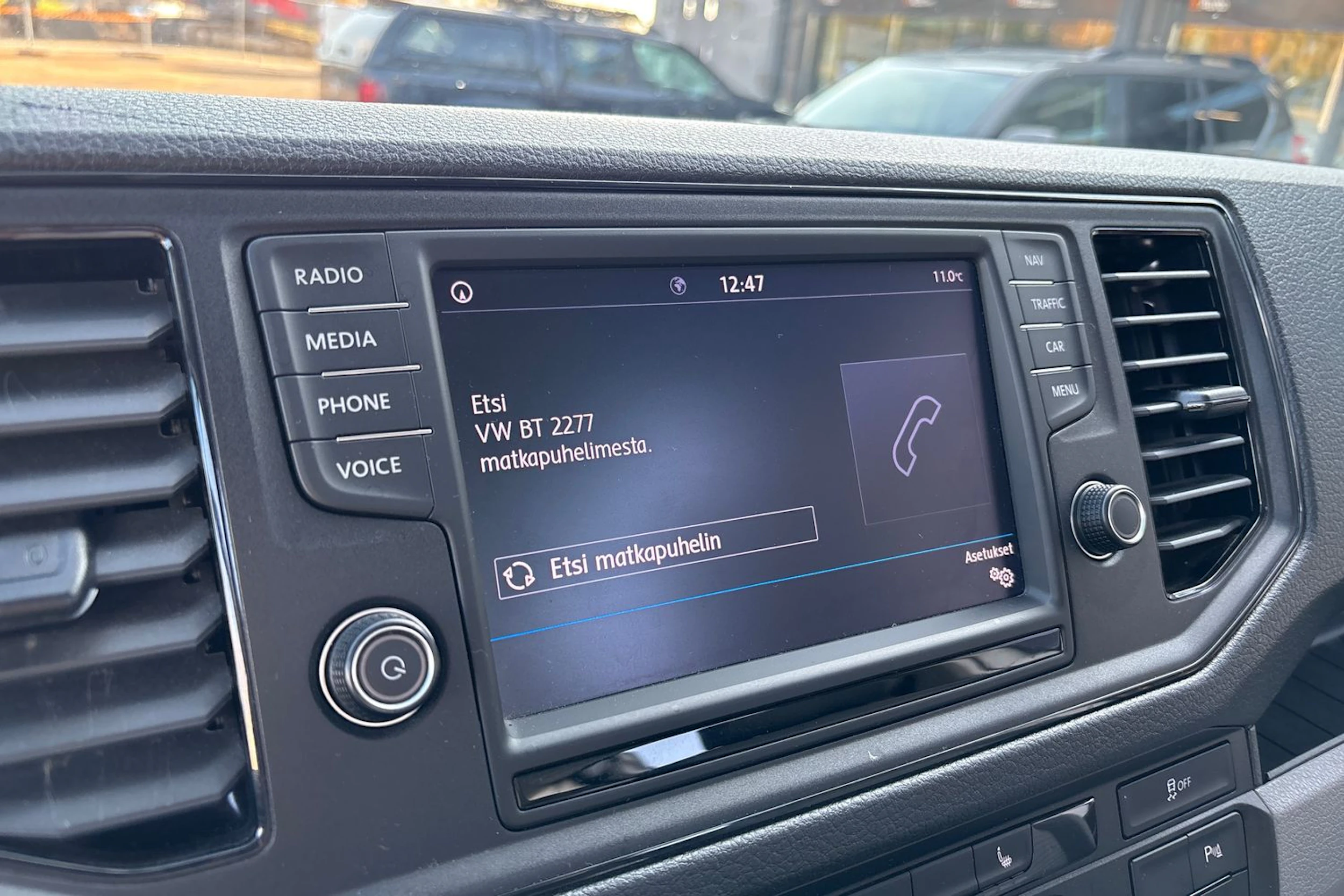 sininen Volkswagen Crafter 2020 kuva 29.