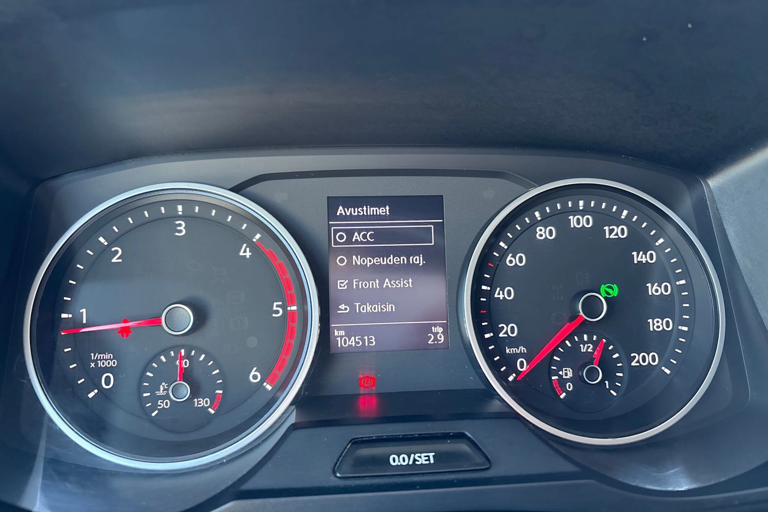 sininen Volkswagen Crafter 2020 kuva 35.