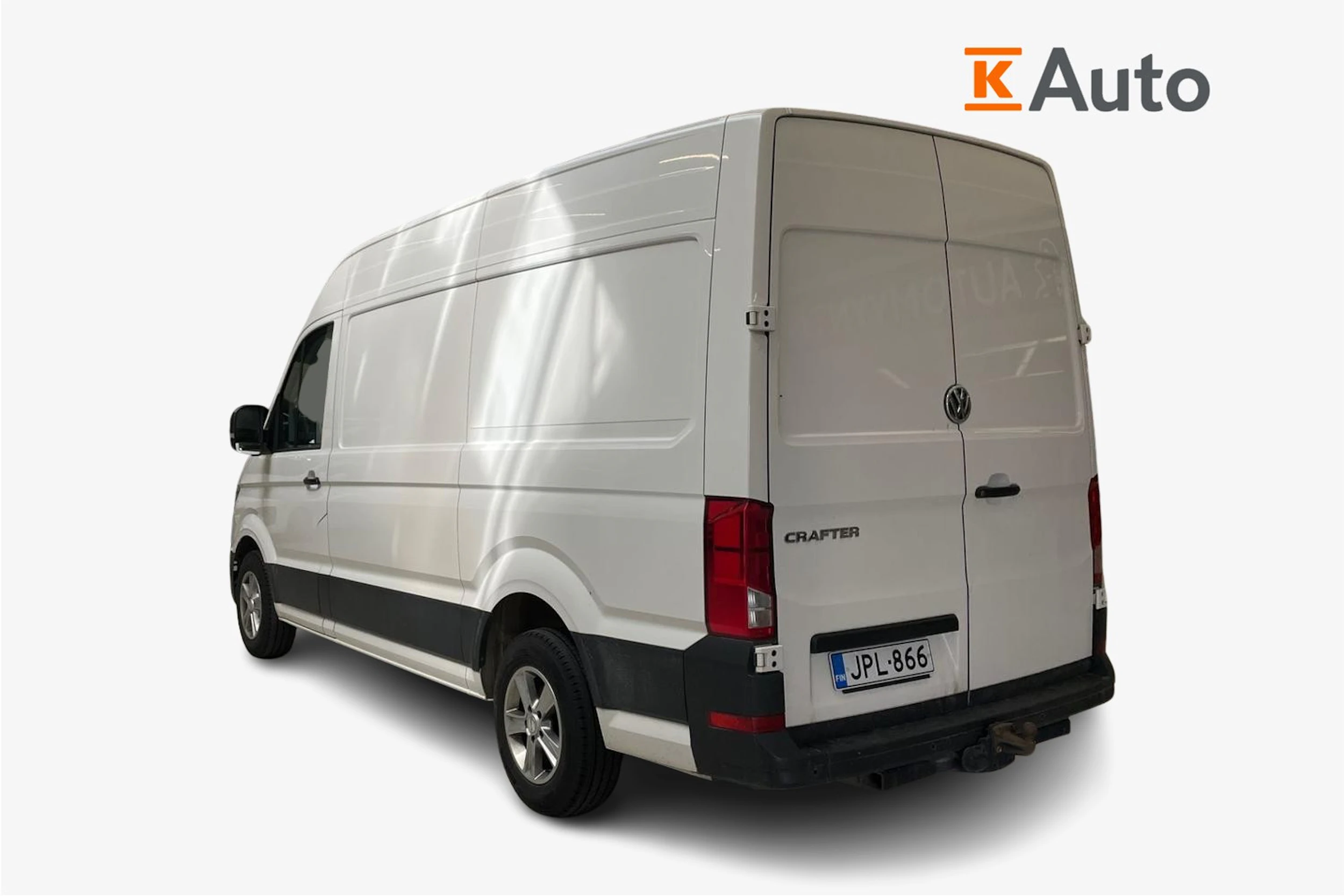 valkoinen Volkswagen Crafter 2020 kuva 2.