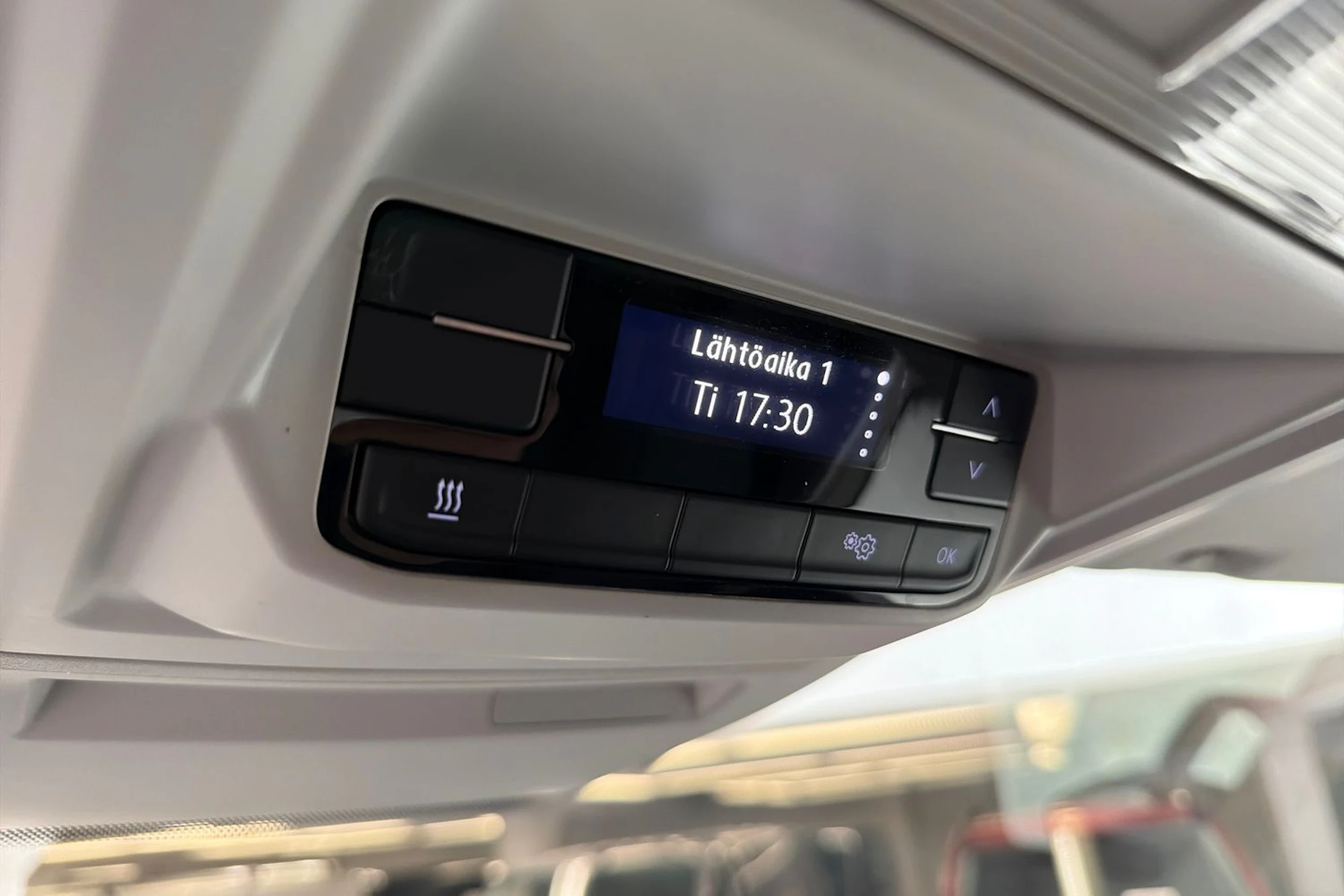 valkoinen Volkswagen Crafter 2020 kuva 17.
