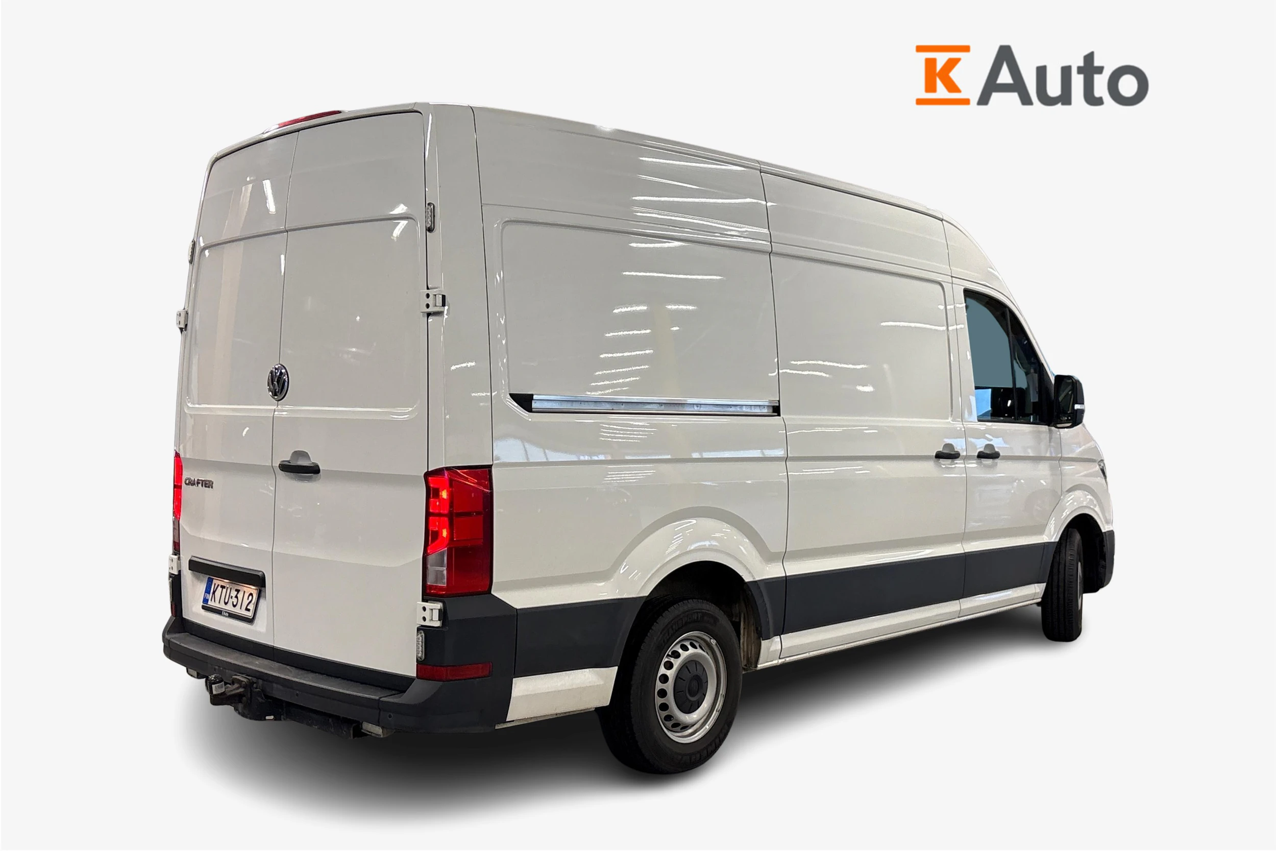 valkoinen Volkswagen Crafter 2020 kuva 2.